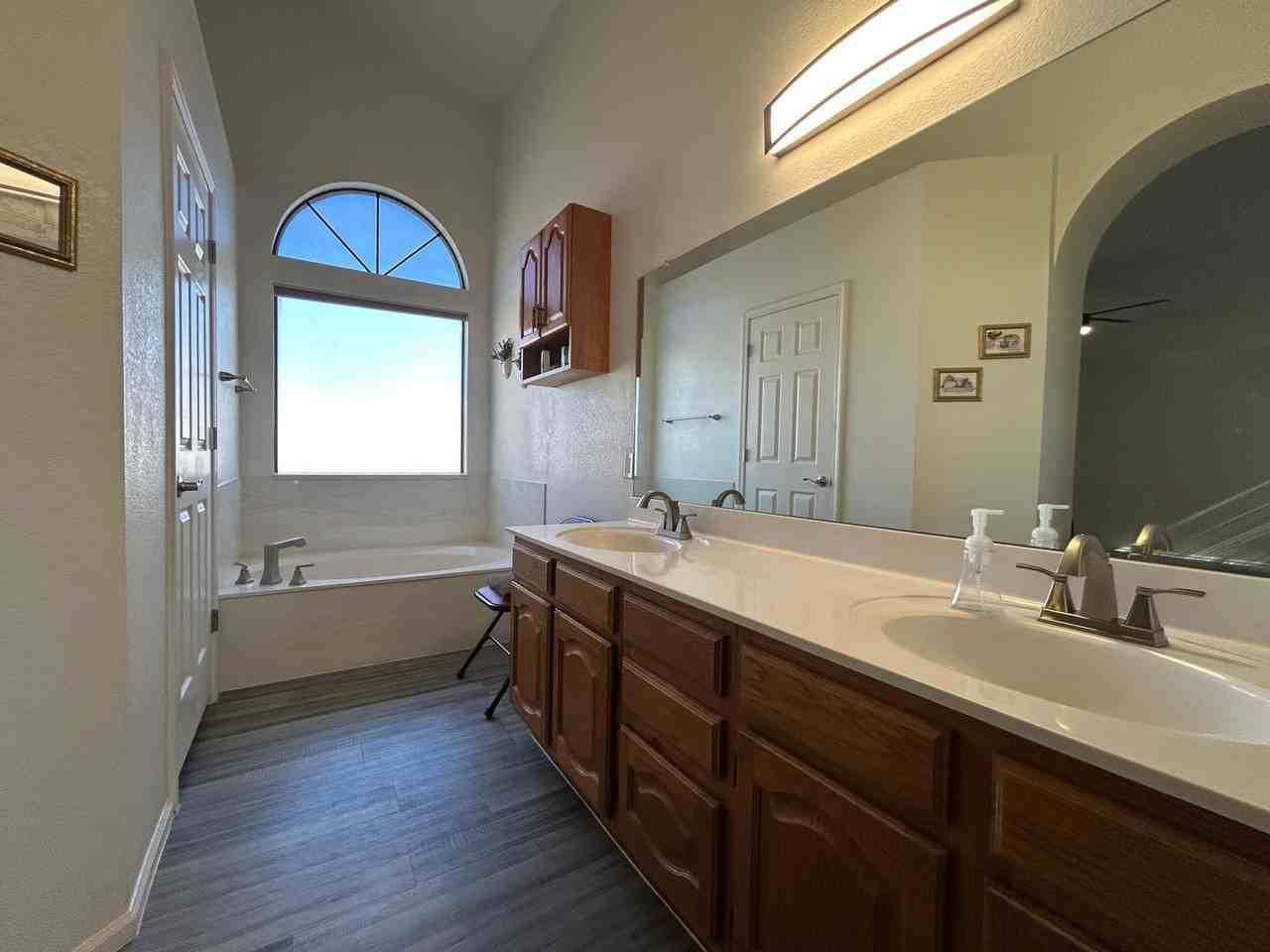 15627 N 50th St - Photo 7 of 23
