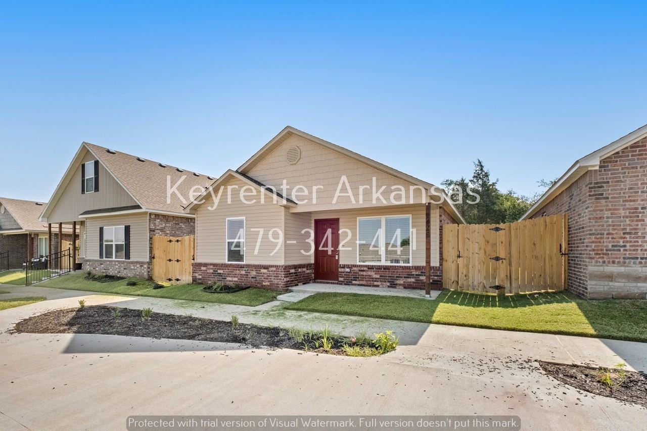2476 N Raven Ln - Photo 2 of 29