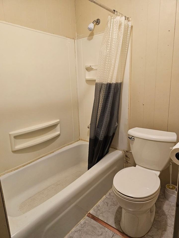 110 E Canda St - Photo 3 of 8