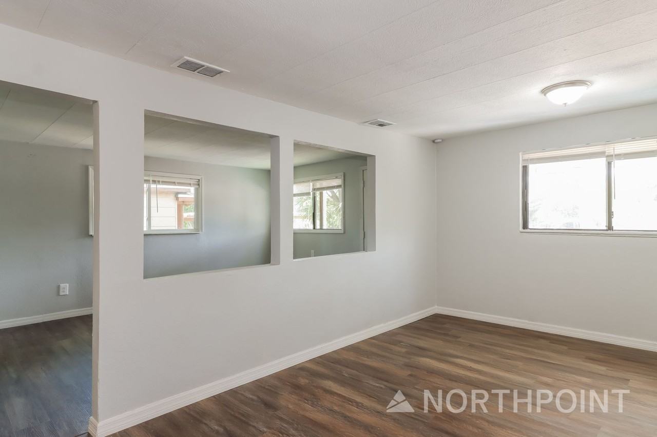 2510 38th St S - Photo 5 of 17