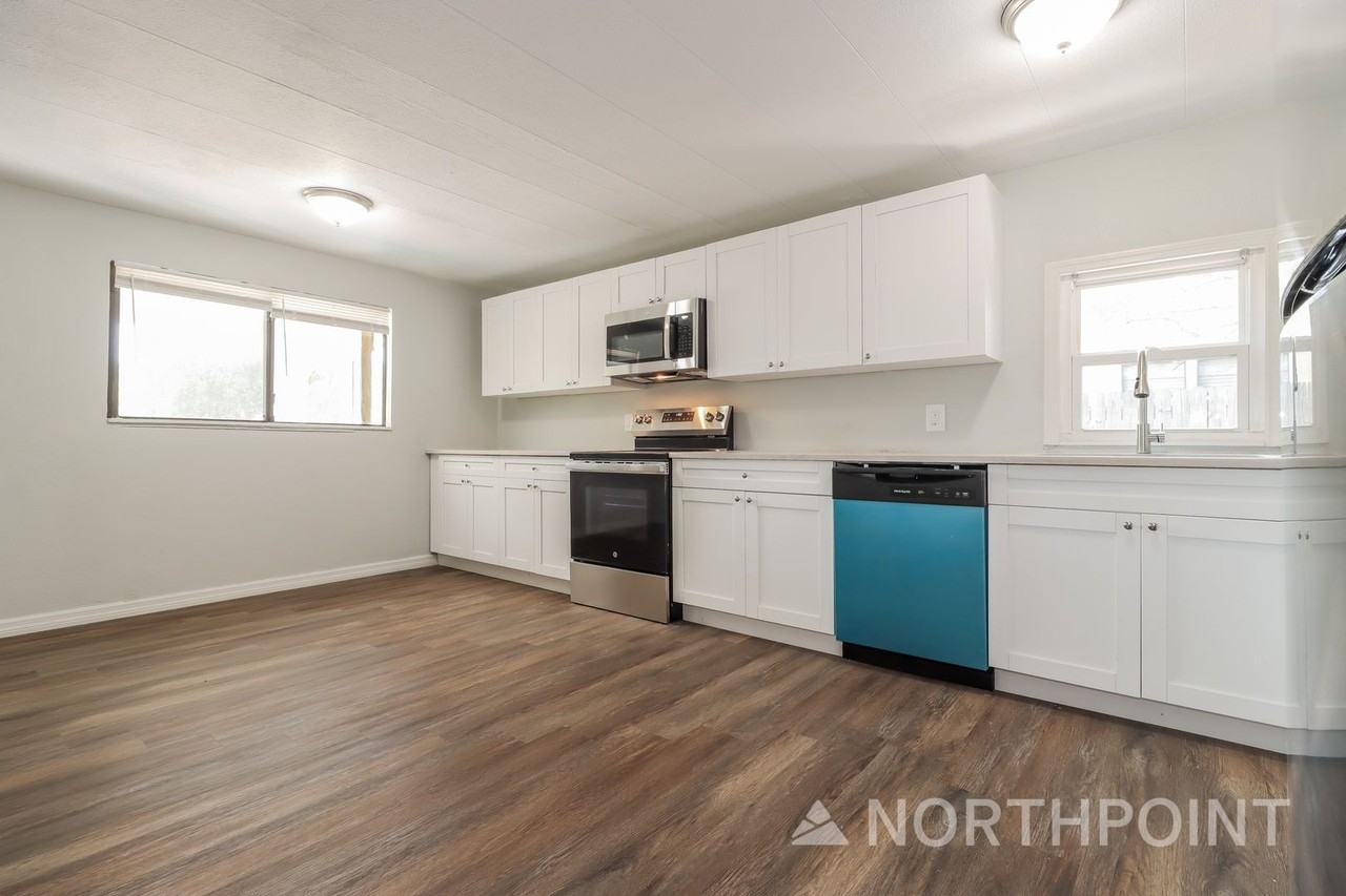 2510 38th St S - Photo 7 of 17