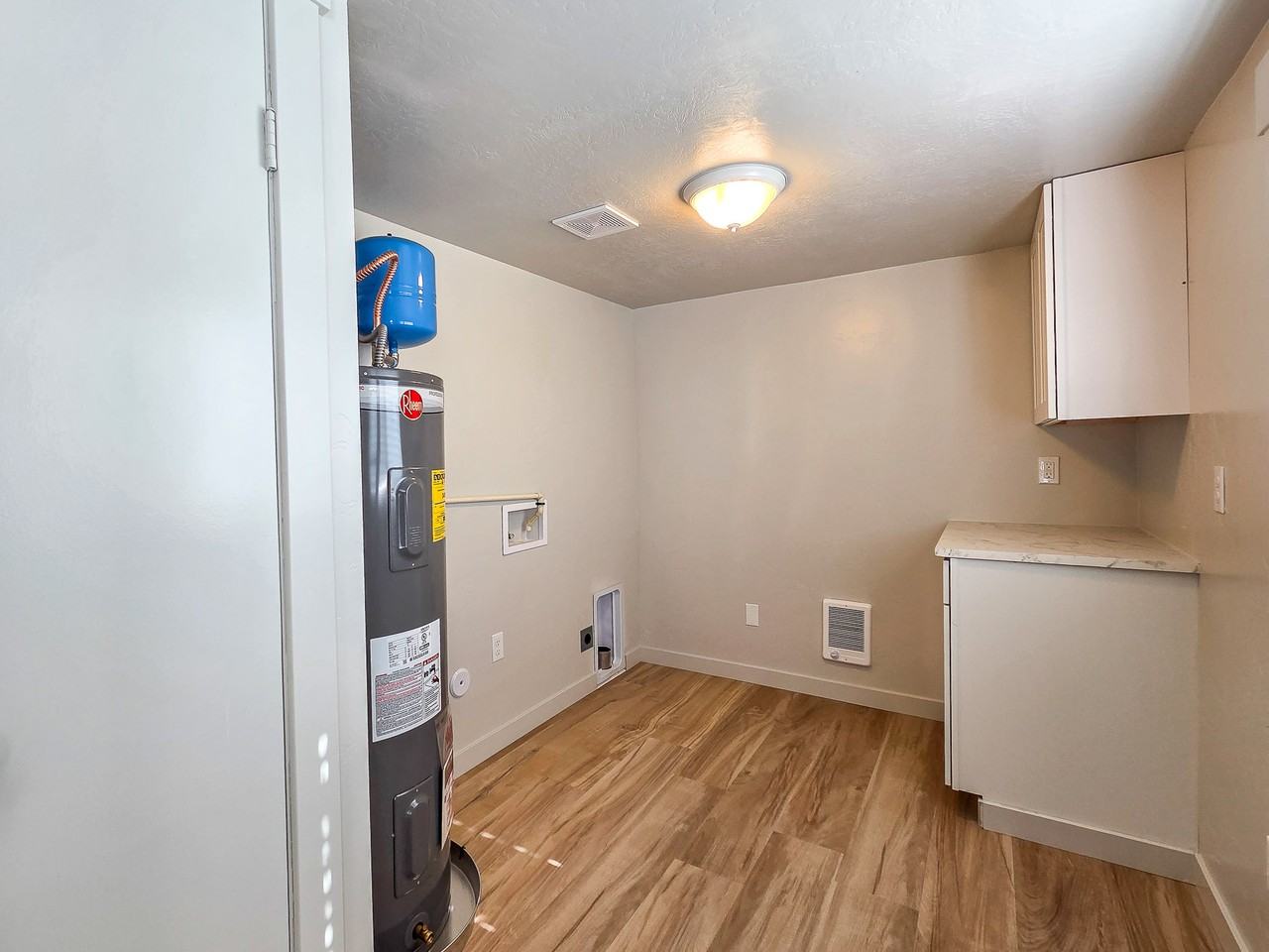 309 N Pennsylvania Ave #1 - Photo 2 of 9