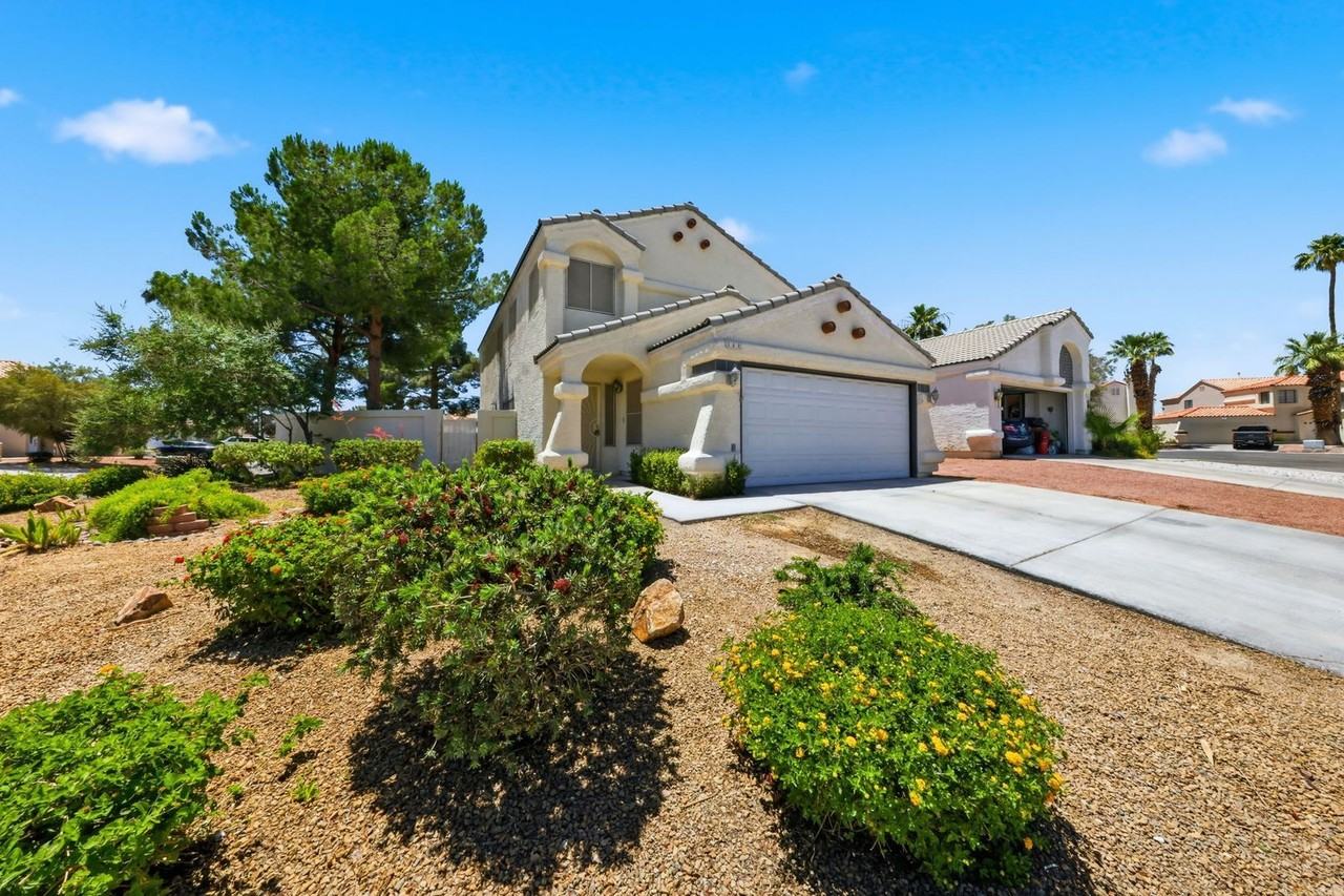 348 Faulkner Ct