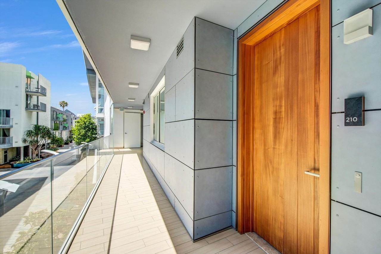 1705 Ocean Ave #210 - Photo 4 of 25