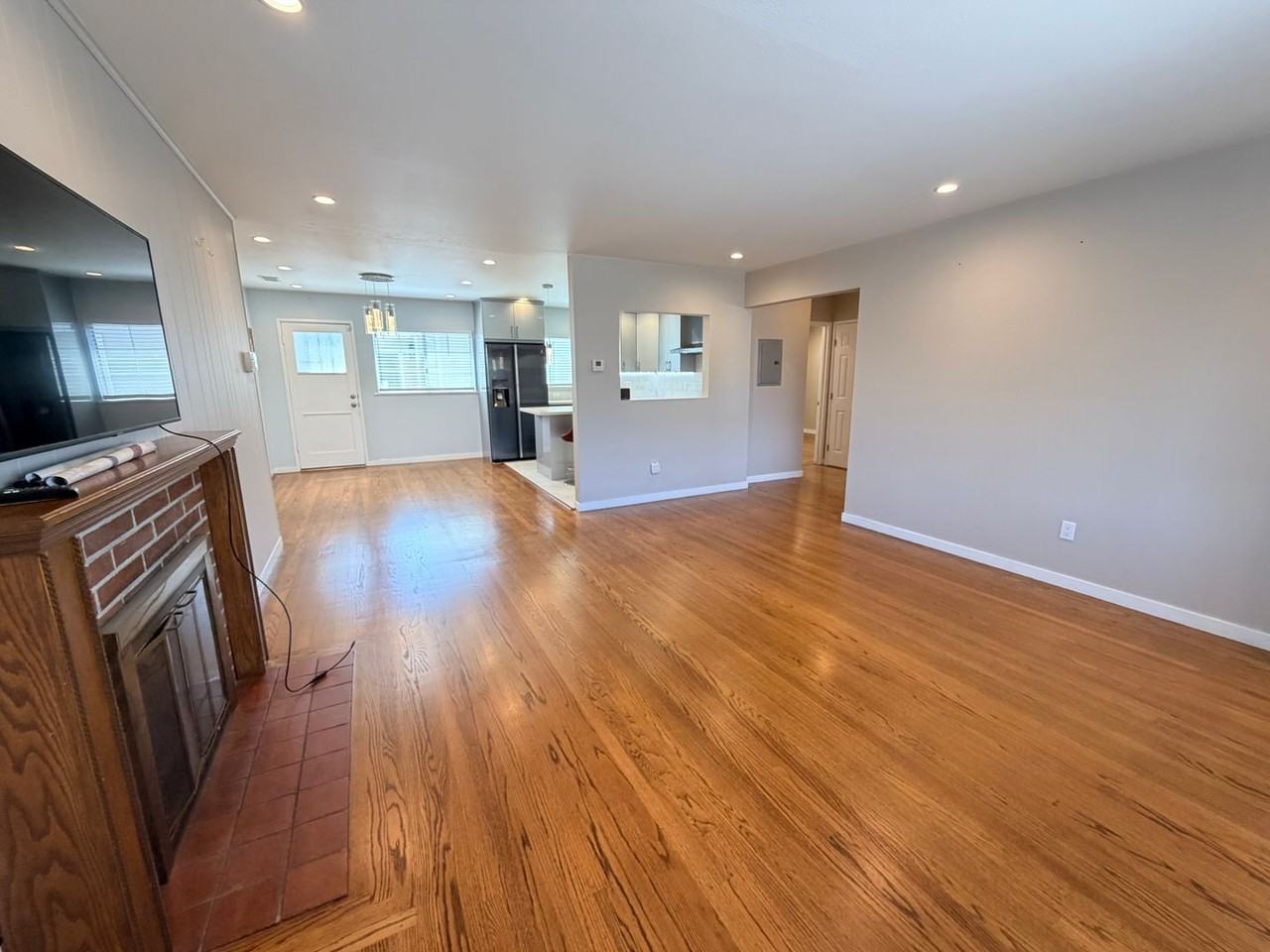 946 Hohener Ave - Photo 2 of 24