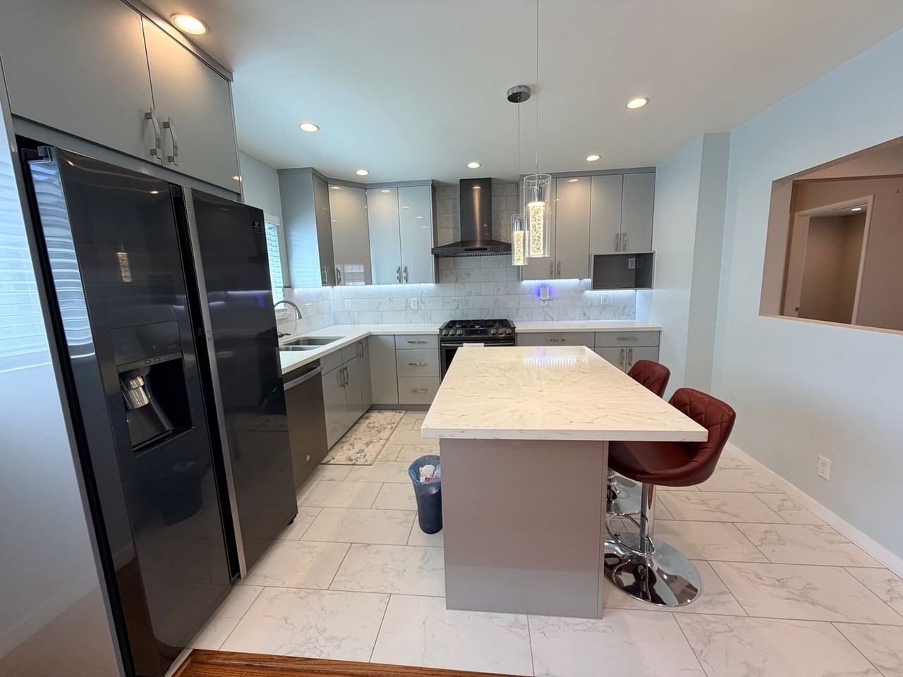 946 Hohener Ave - Photo 5 of 24