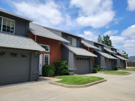 featured image of 826 Cally Ct