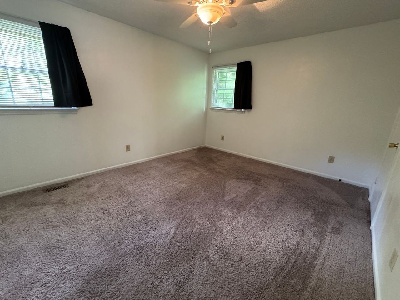 315 Pine Rd - Photo 7 of 21