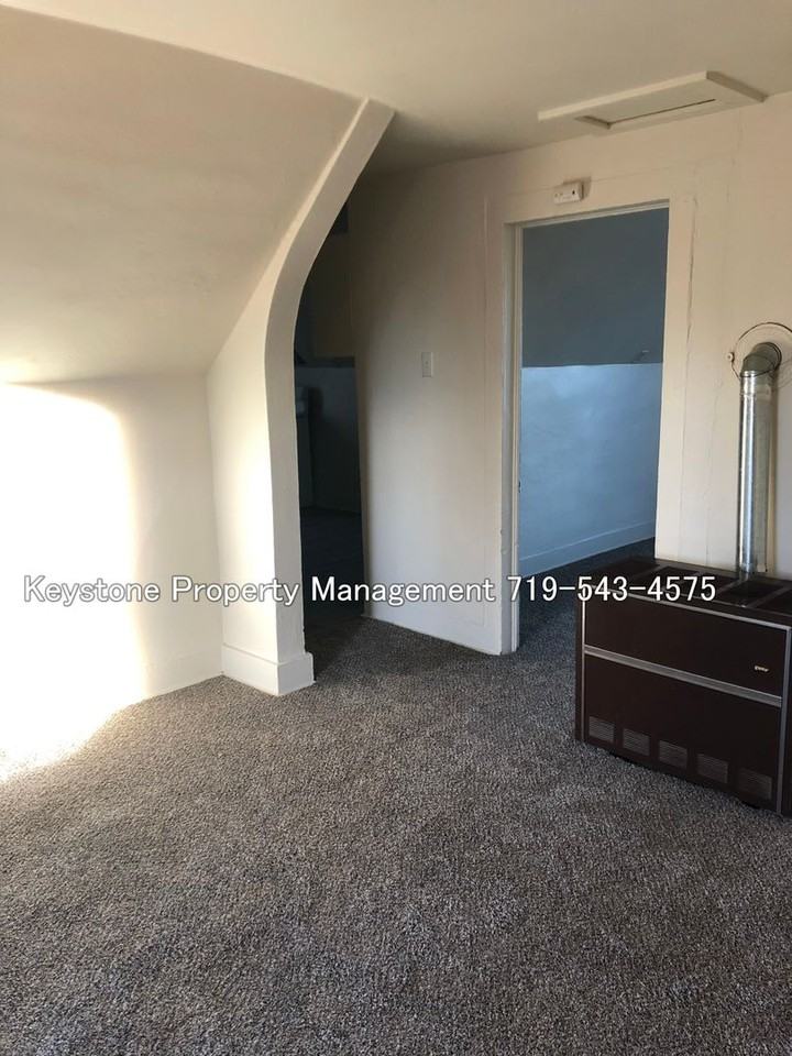 321 E 2nd St - Photo 5 of 13