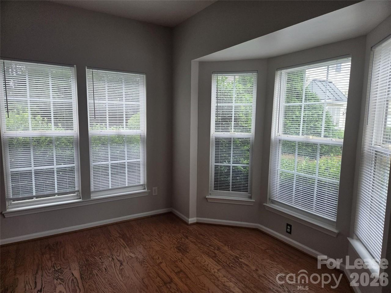 113 Kase Ct - Photo 2 of 25