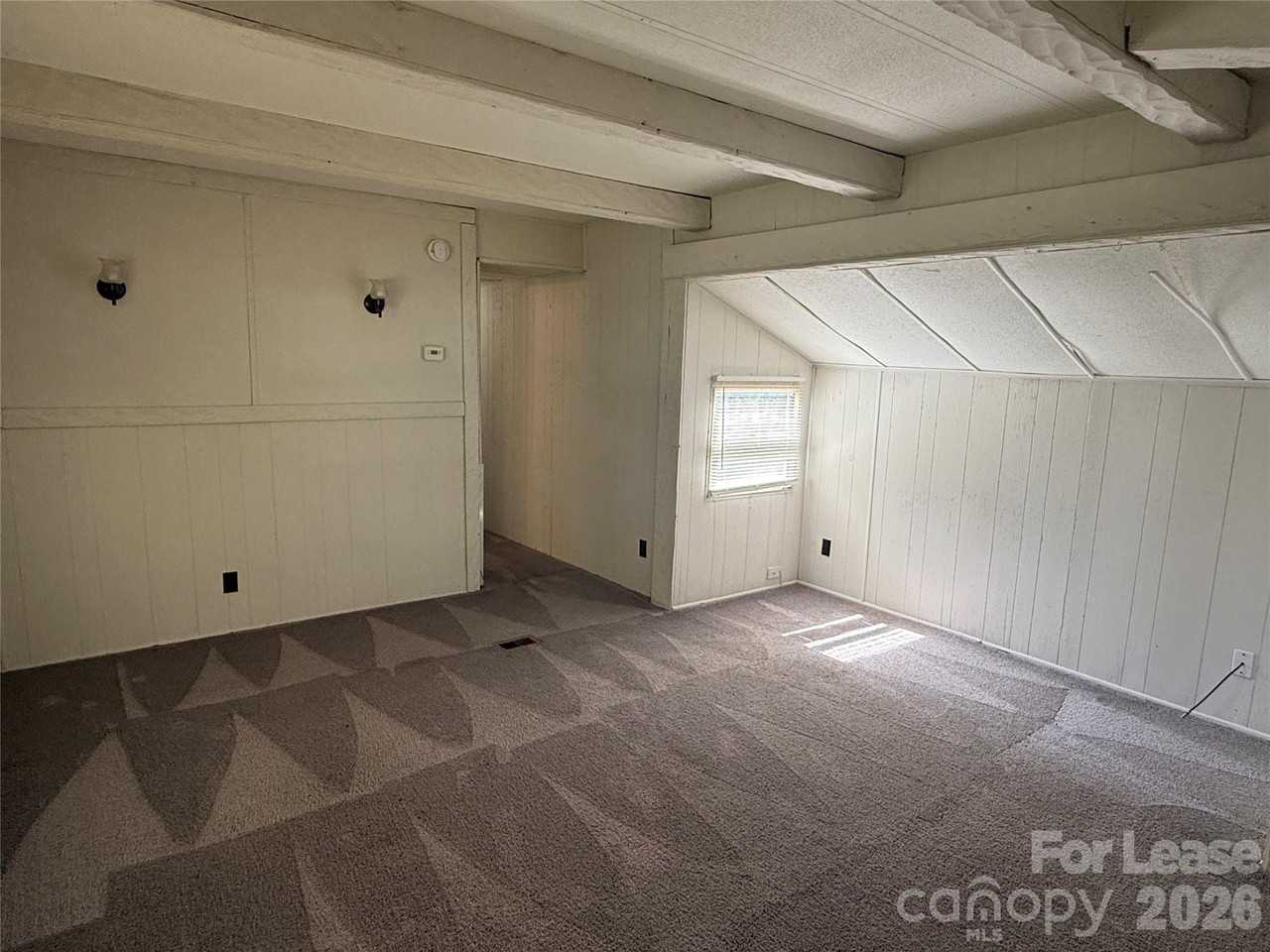 6143 Glenn Teague Rd - Photo 3 of 12