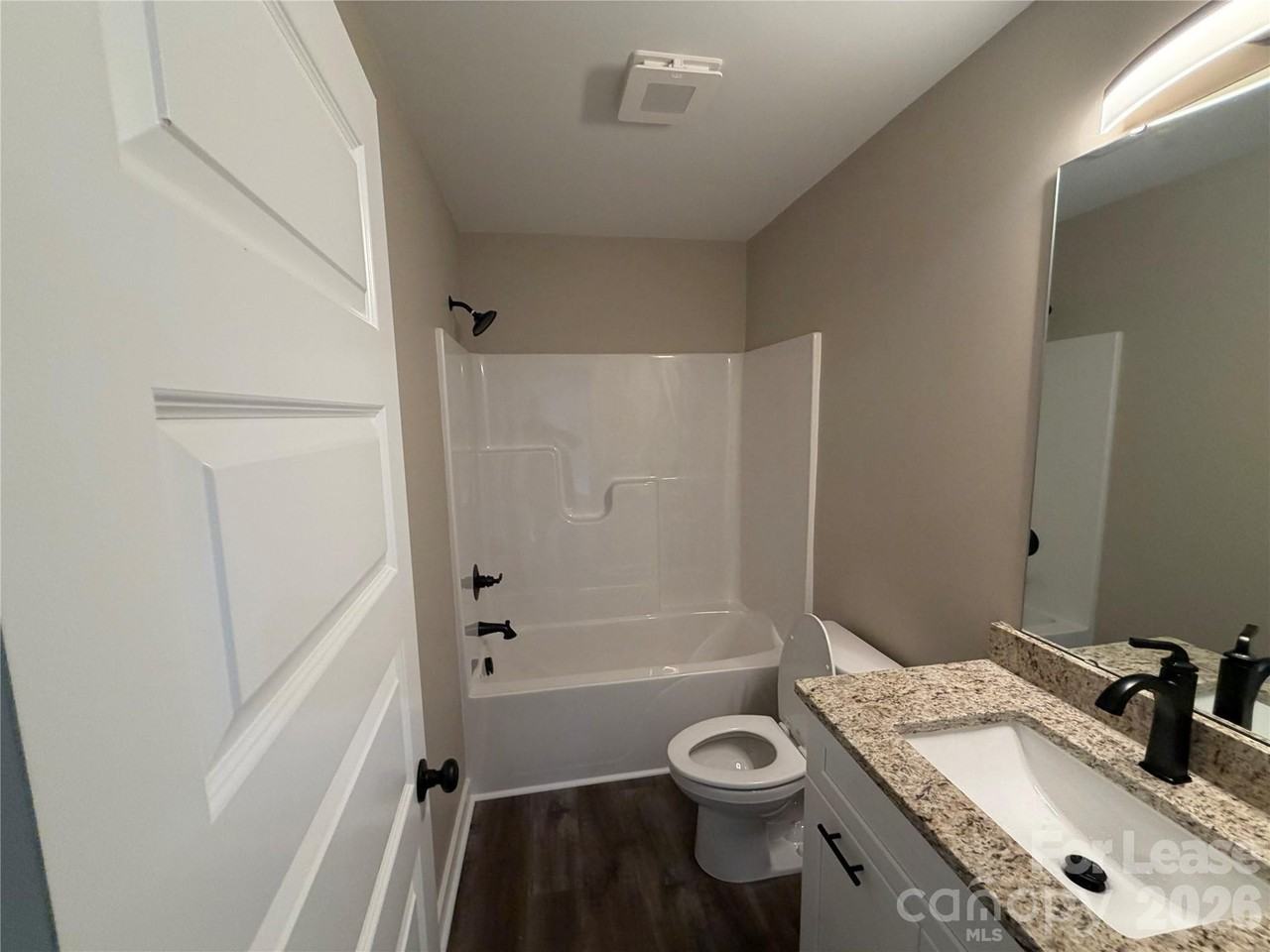 620 W Bell St - Photo 5 of 15