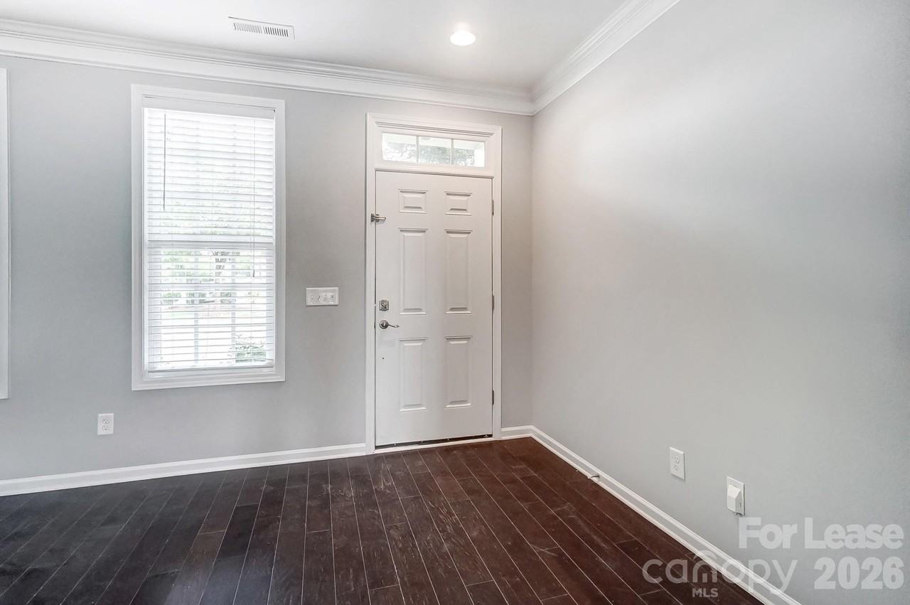 9519 Longstone Ln - Photo 3 of 26