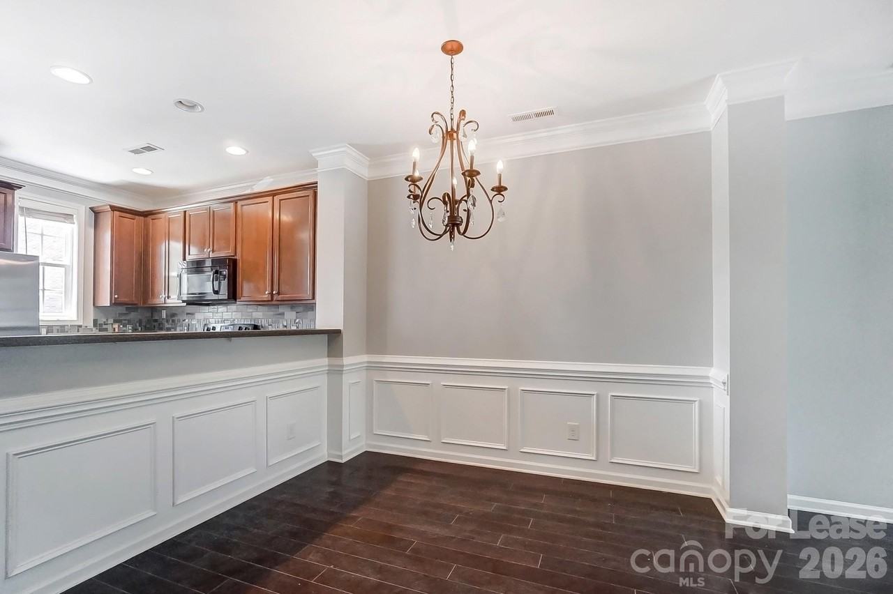 9519 Longstone Ln - Photo 7 of 26