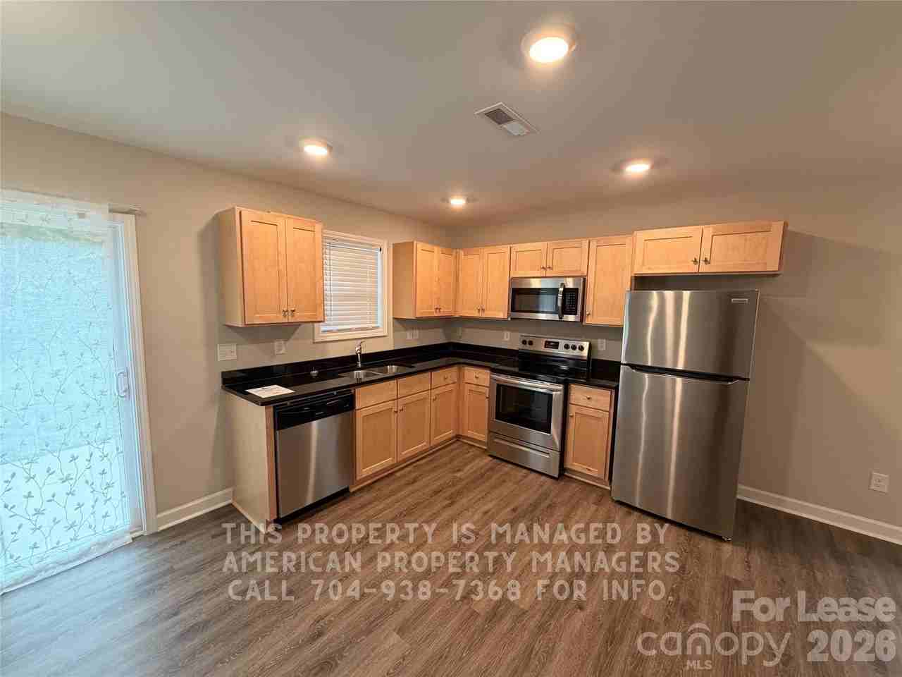 568 Kirk St - Photo 3 of 12
