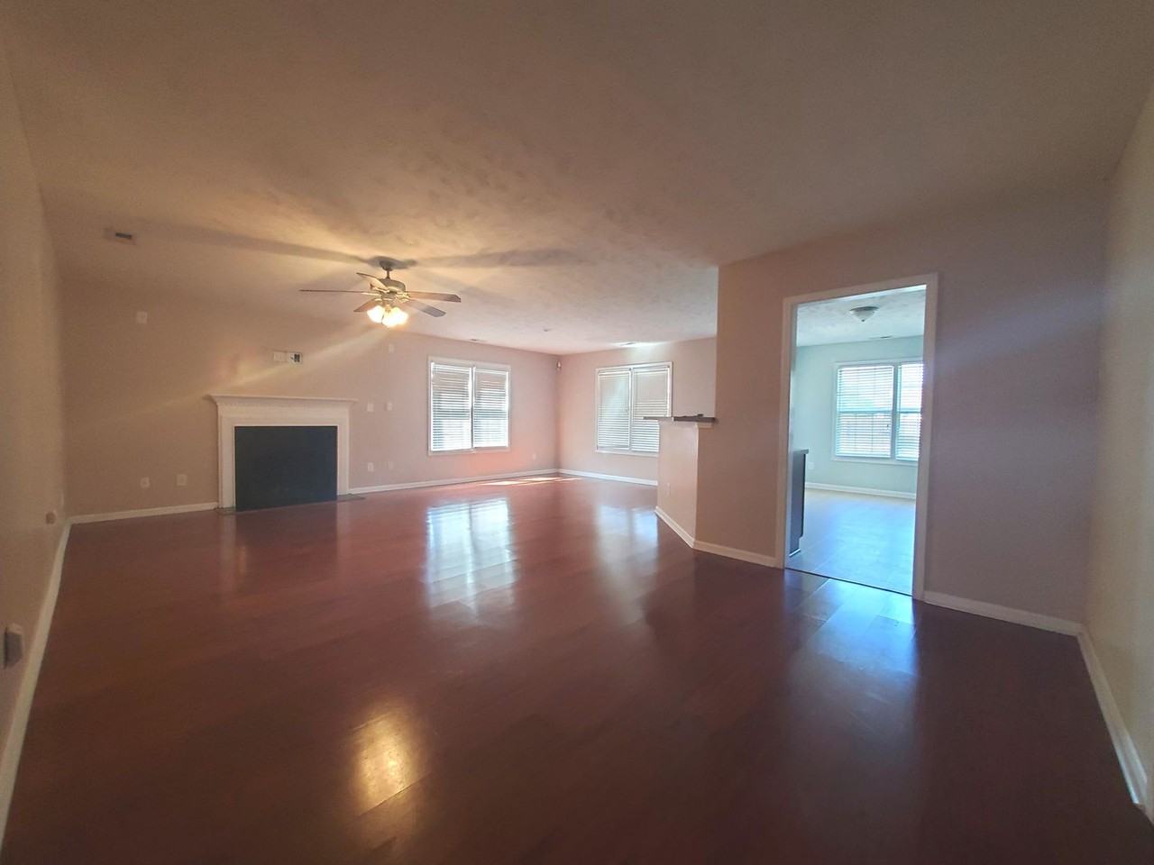 153 Scanner Ct - Photo 2 of 11
