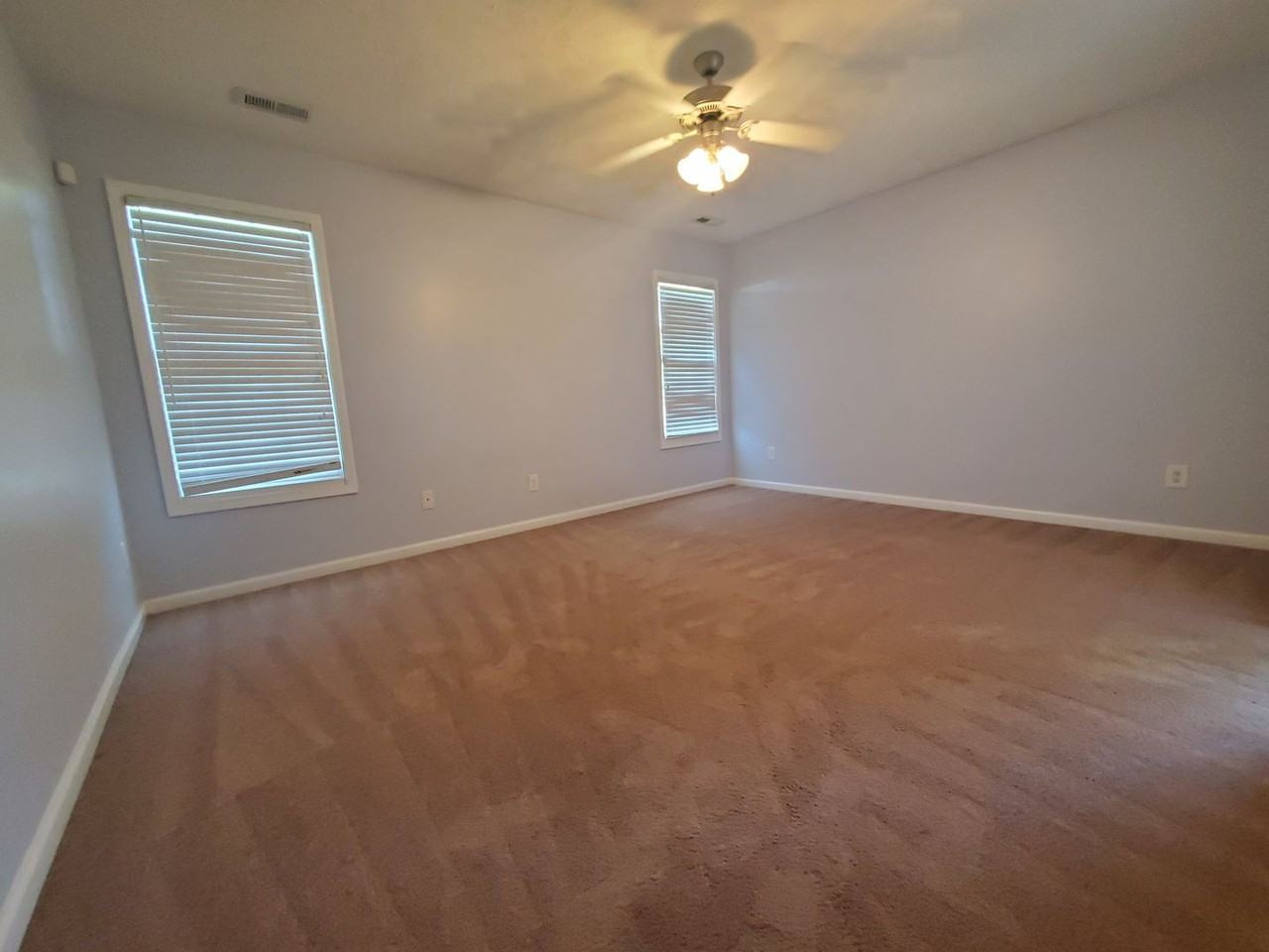 153 Scanner Ct - Photo 4 of 11