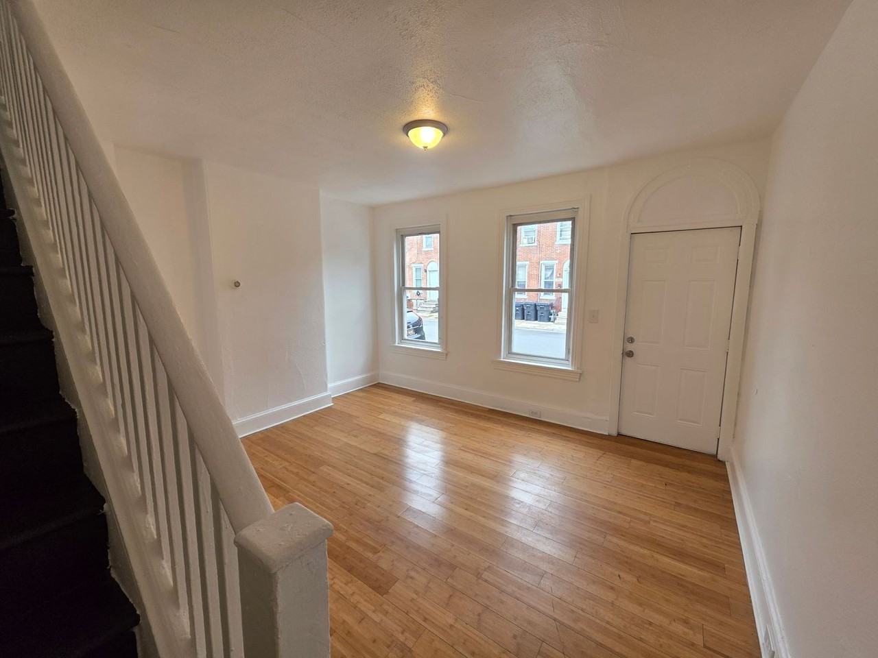 916 N Spruce St - Photo 3 of 17