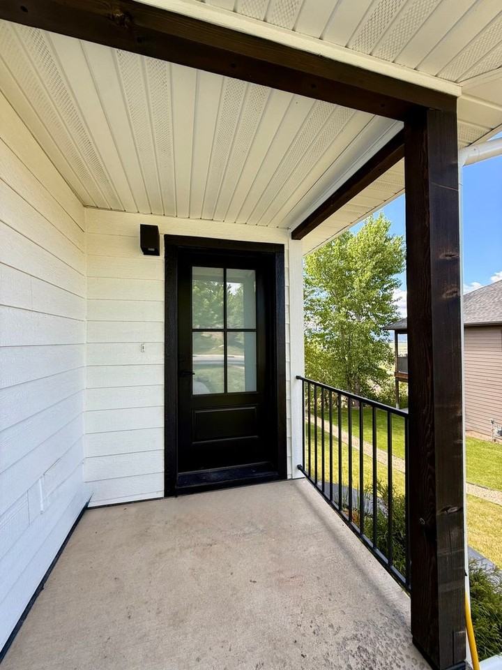 6465 Macarthur Dr - Photo 5 of 24