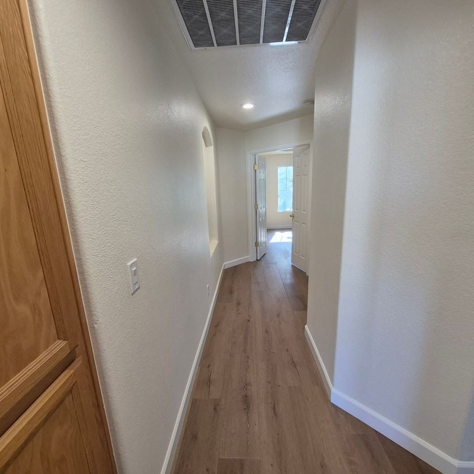 5317 Buckwood Way - Photo 6 of 47