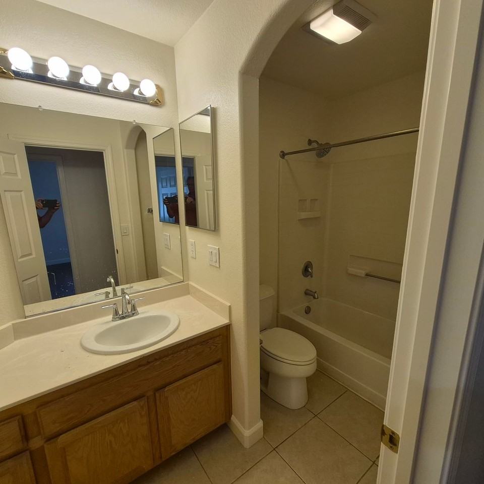 5317 Buckwood Way - Photo 7 of 47