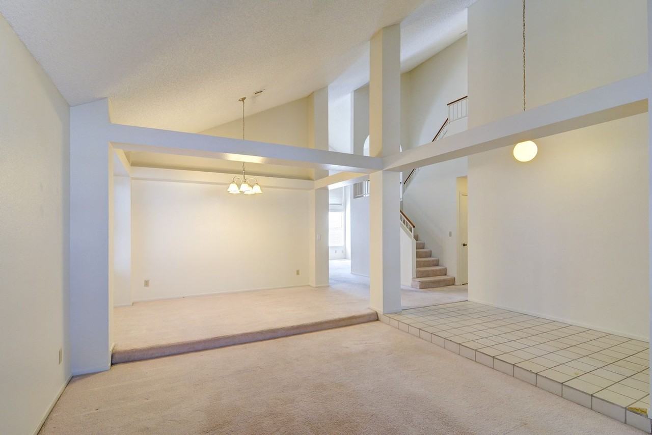 217 S White Cloud Cir - Photo 2 of 16