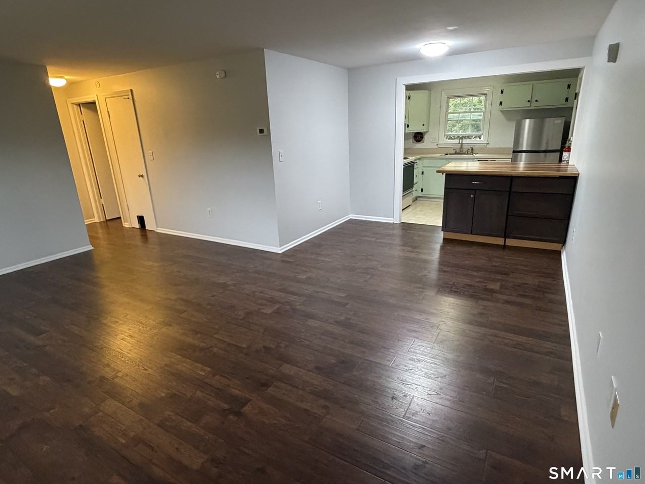 1254 Farmington Ave #C - Photo 4 of 9