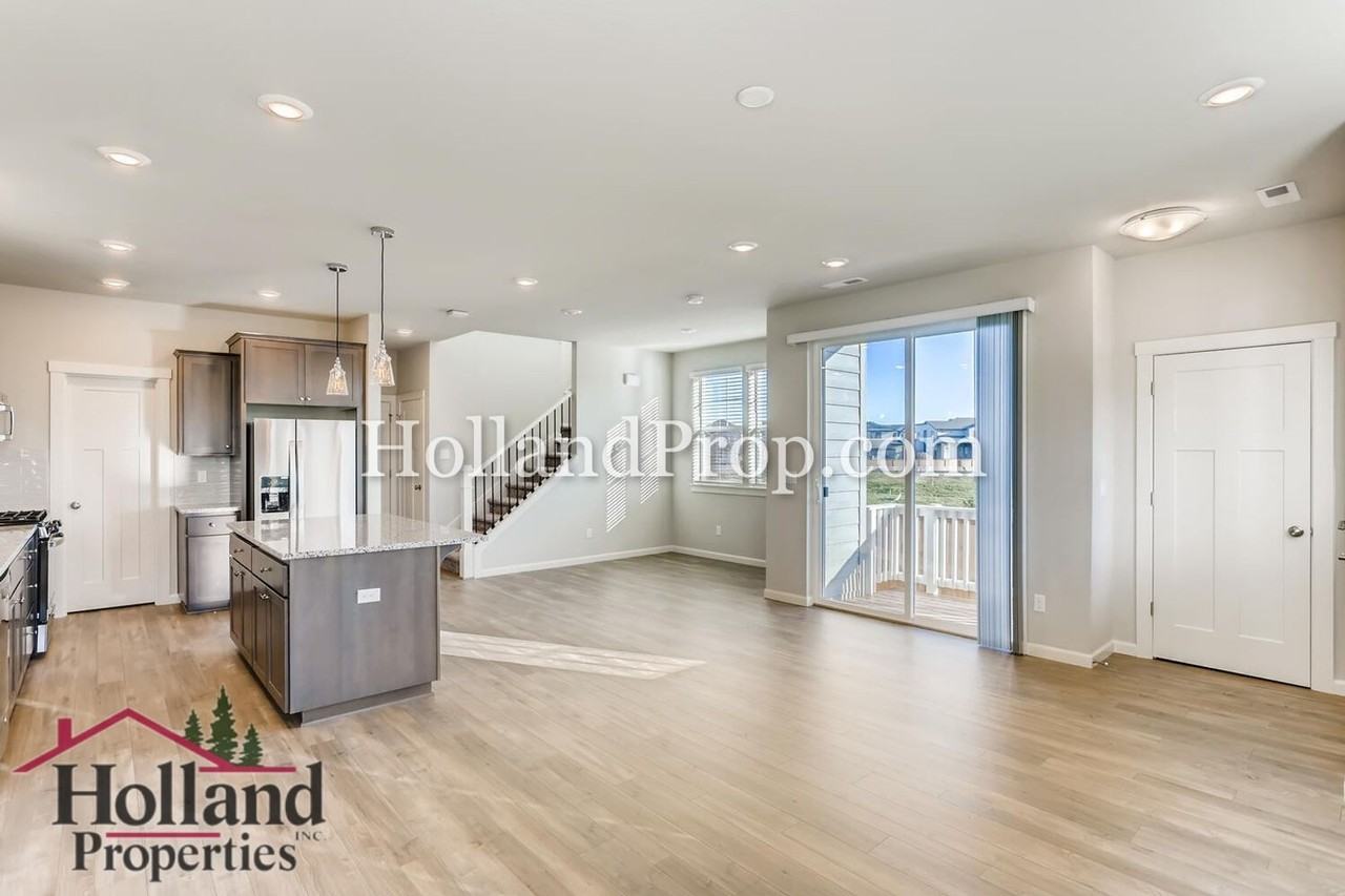 6780 Se Yamsay Ln - Photo 5 of 27
