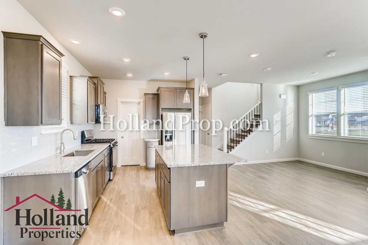 6780 Se Yamsay Ln - Photo 7 of 27