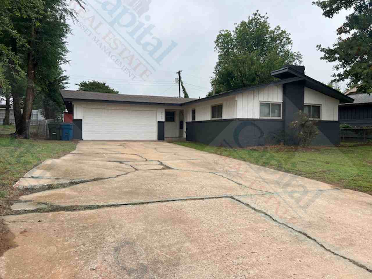 9409 Rhythm Rd - Photo 2 of 34
