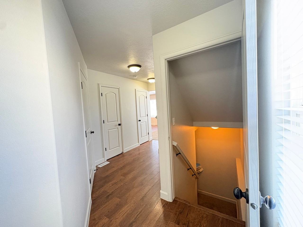 173 E Fiddlers Canyon Rd #1 - Photo 2 of 30