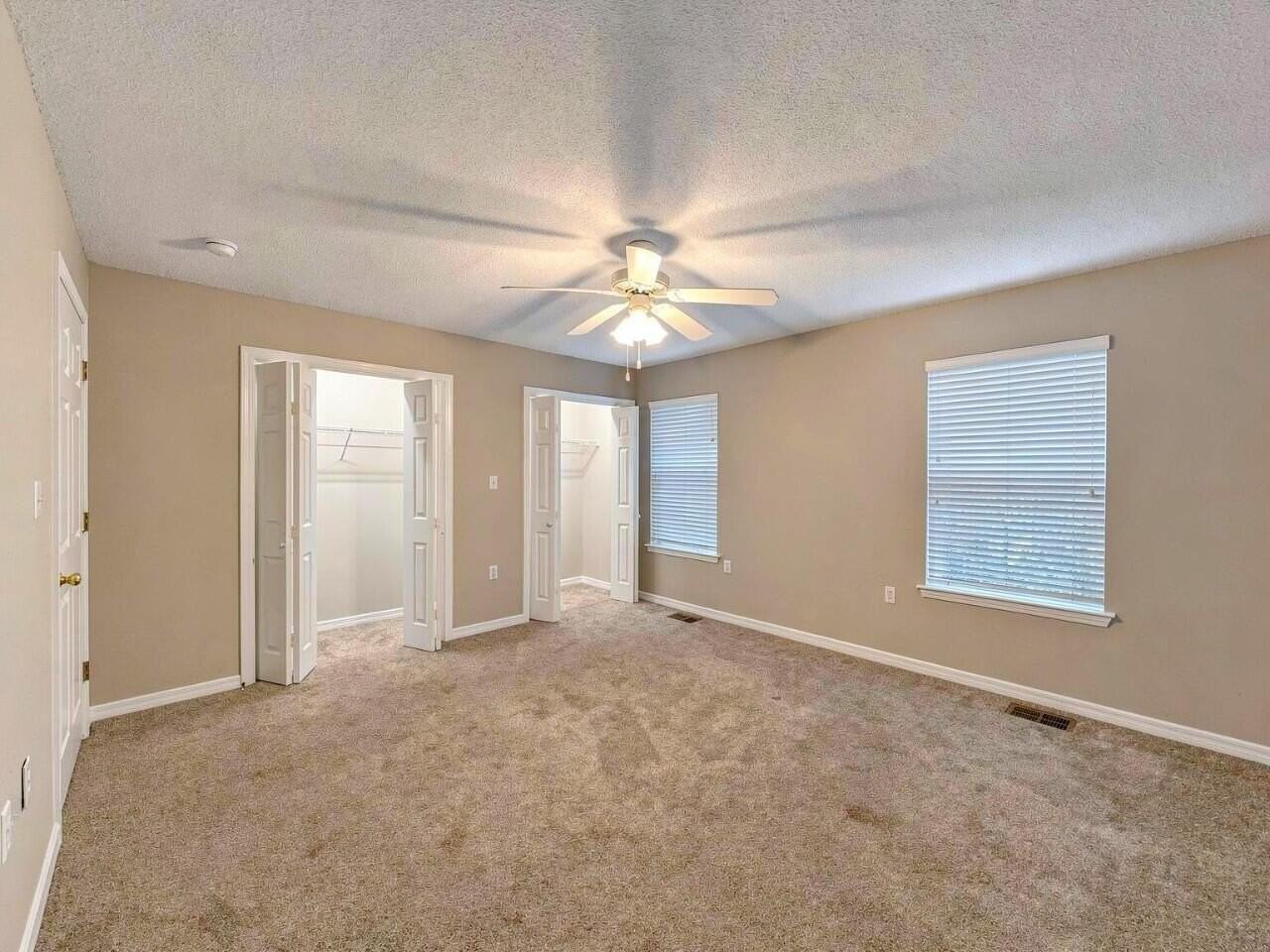 954 Scenic Oak Ln - Photo 5 of 9