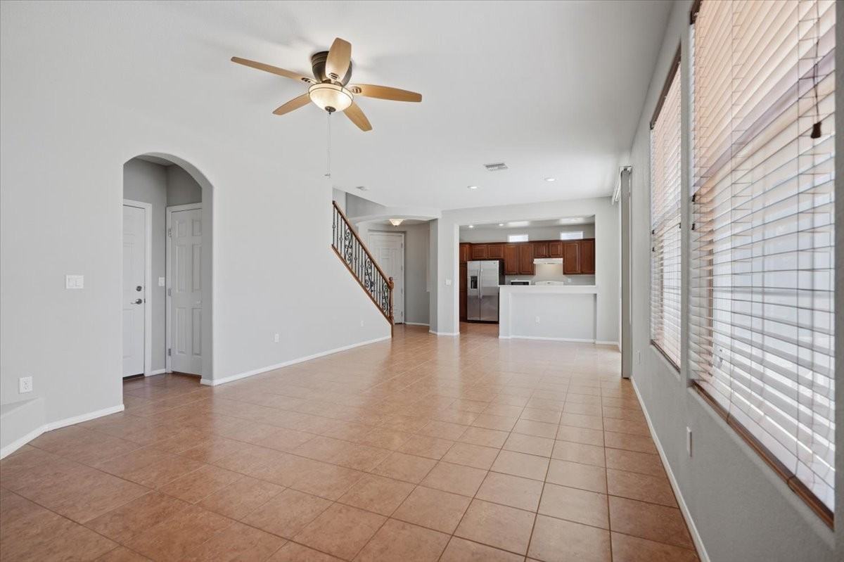 2206 Cast Pebble Dr #1 - Photo 5 of 25