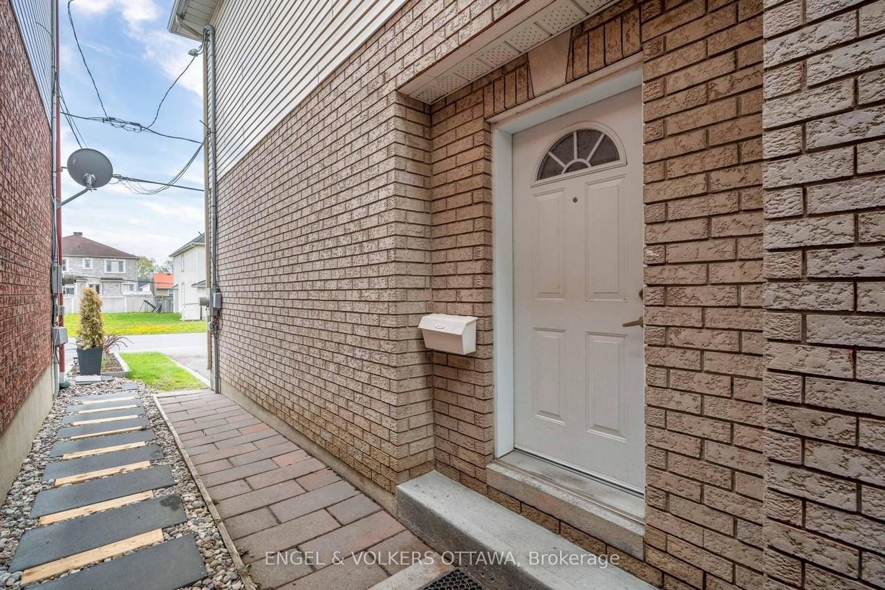 1649 Rosebella Ave - Photo 2 of 37