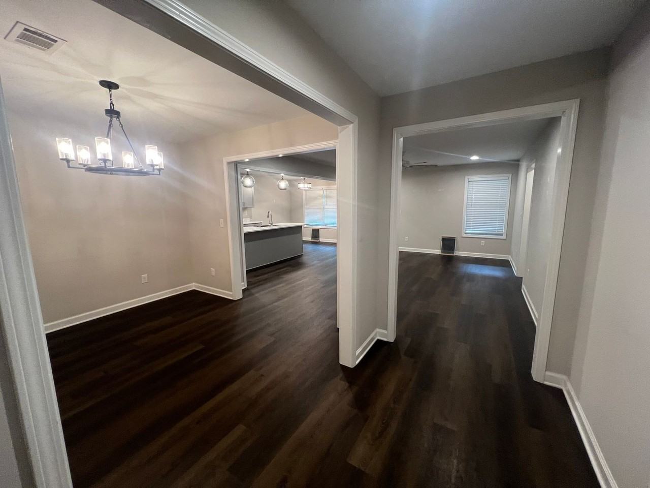 4450 Easthaven Cir - Photo 2 of 29