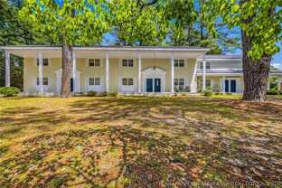 2328 Barrington Cir - Photo 1 of 1