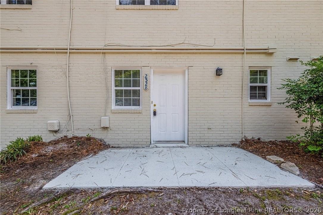 2328 Barrington Cir - Photo 6 of 30