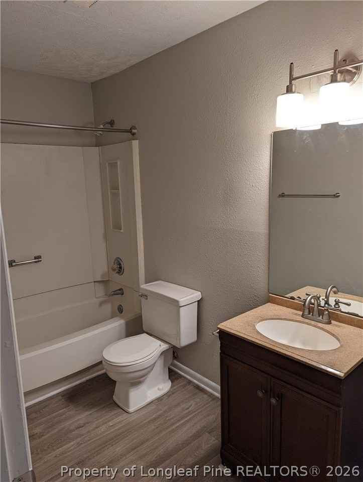 829 Applewood Ln - Photo 5 of 7