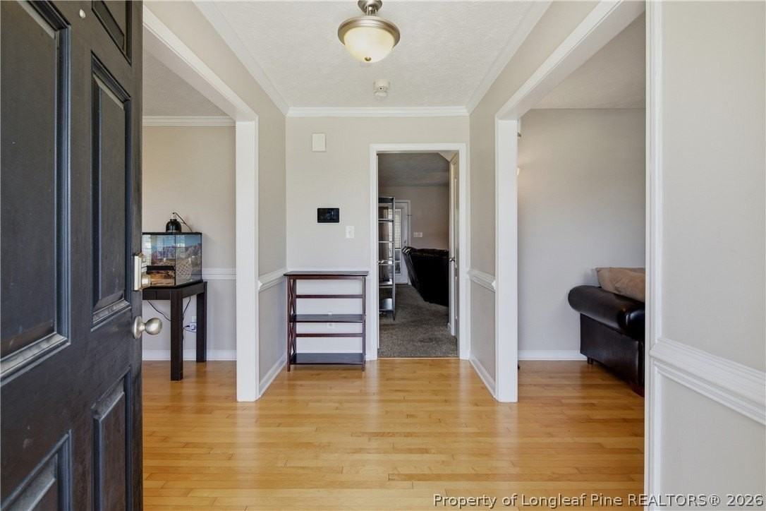 420 Thorncliff Dr - Photo 6 of 48