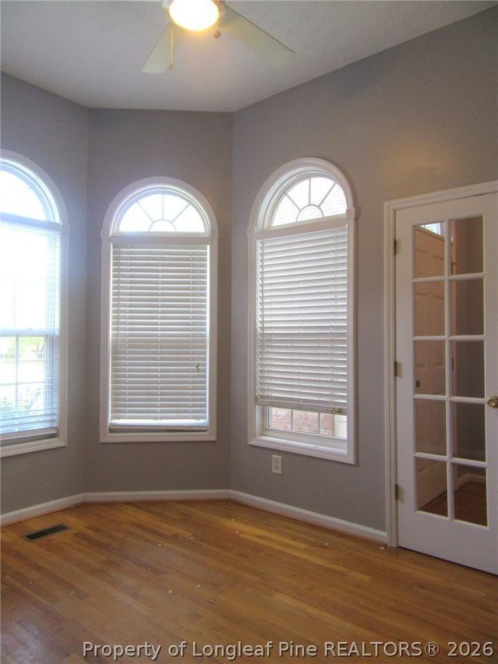 236 Palomar St - Photo 4 of 25