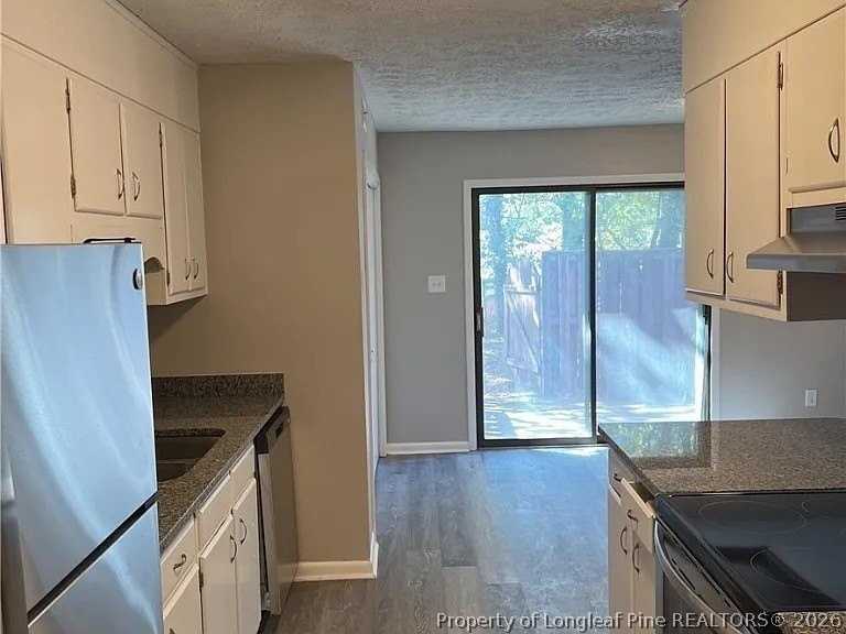 3519 Rolls Ave - Photo 6 of 19
