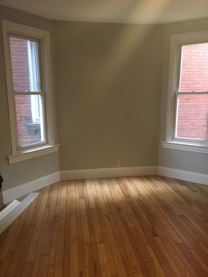 6047 Stanton Ave - Photo 7 of 17