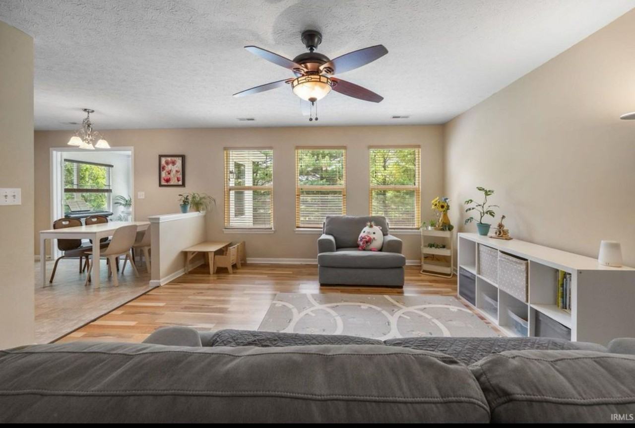2831 Grackle Ln - Photo 4 of 21