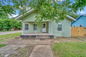 featured image of 2400 Reuter Ave