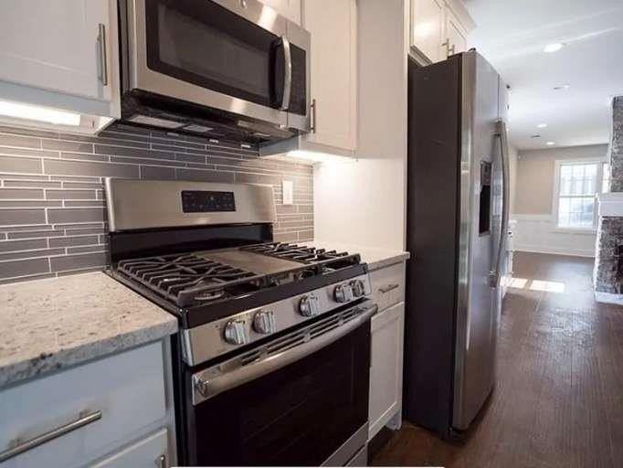 954 Parsons St Sw - Photo 3 of 12
