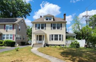featured image of 202 W 4th Ave