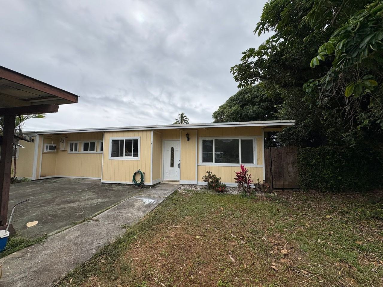 1034 Mokapu Blvd - Photo 2 of 17