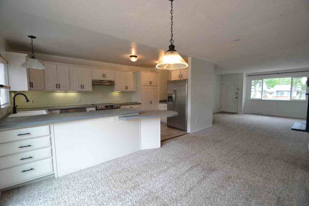 3106 Gomer Ave - Photo 5 of 14