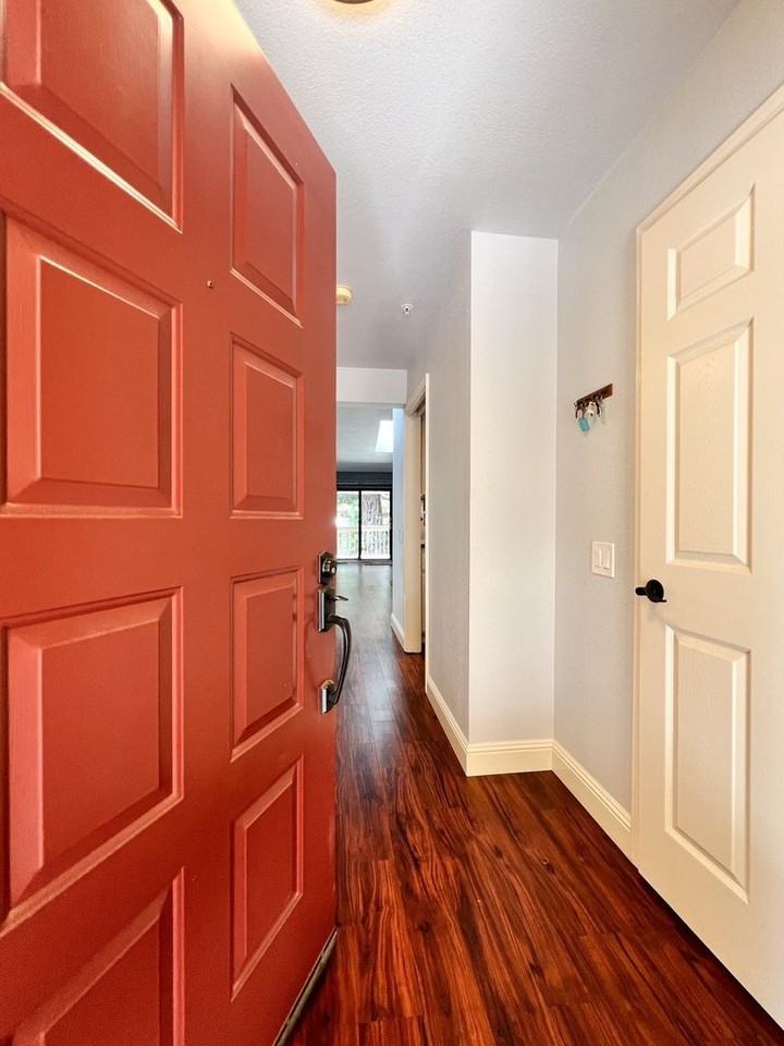 39 Fountain Grove Cir - Photo 4 of 29