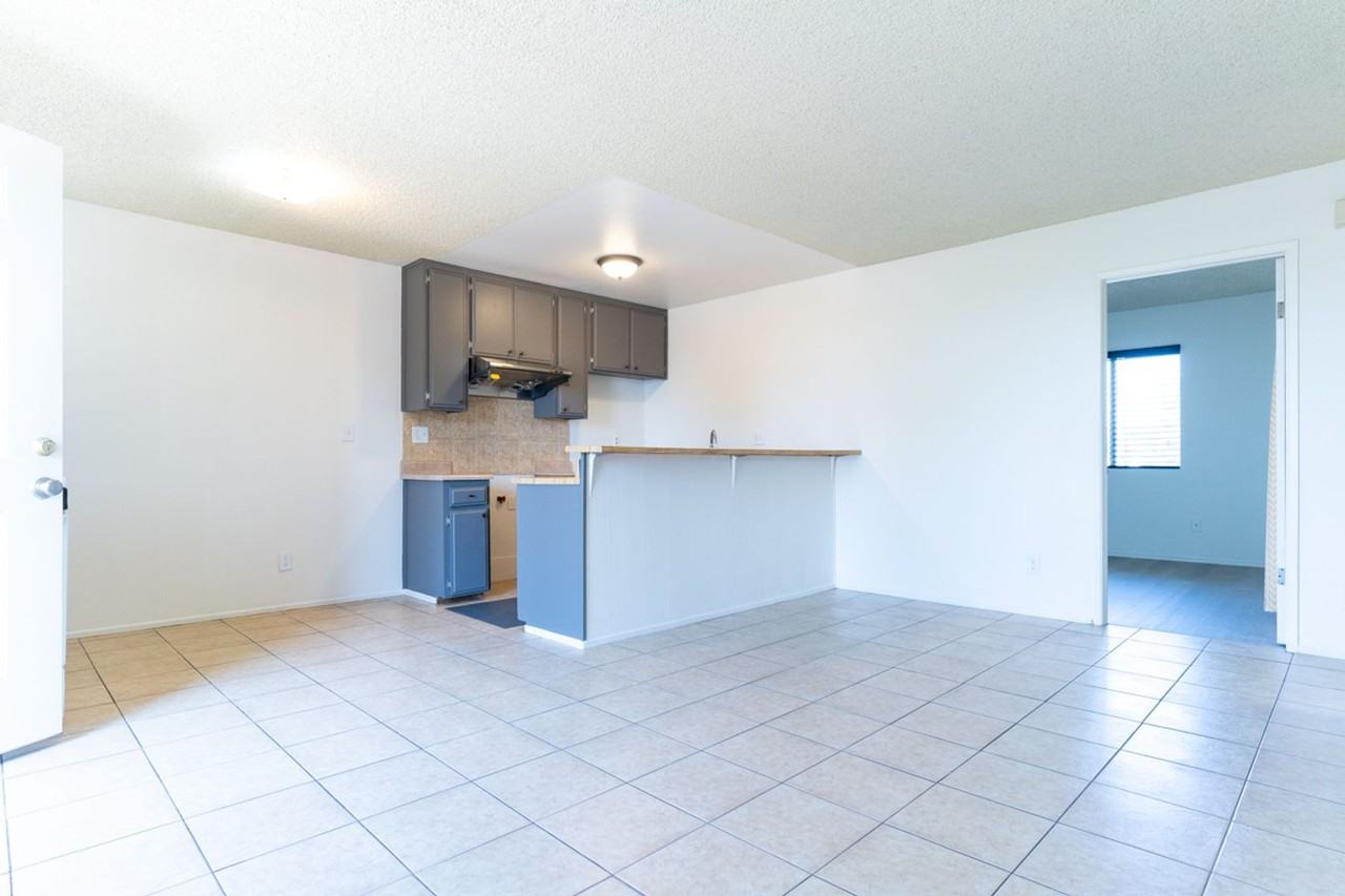 450 Coronado Ter - Photo 2 of 15